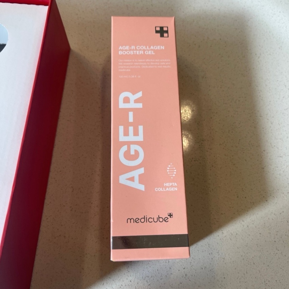 Medicube Age R device set - Picture 3 of 5
